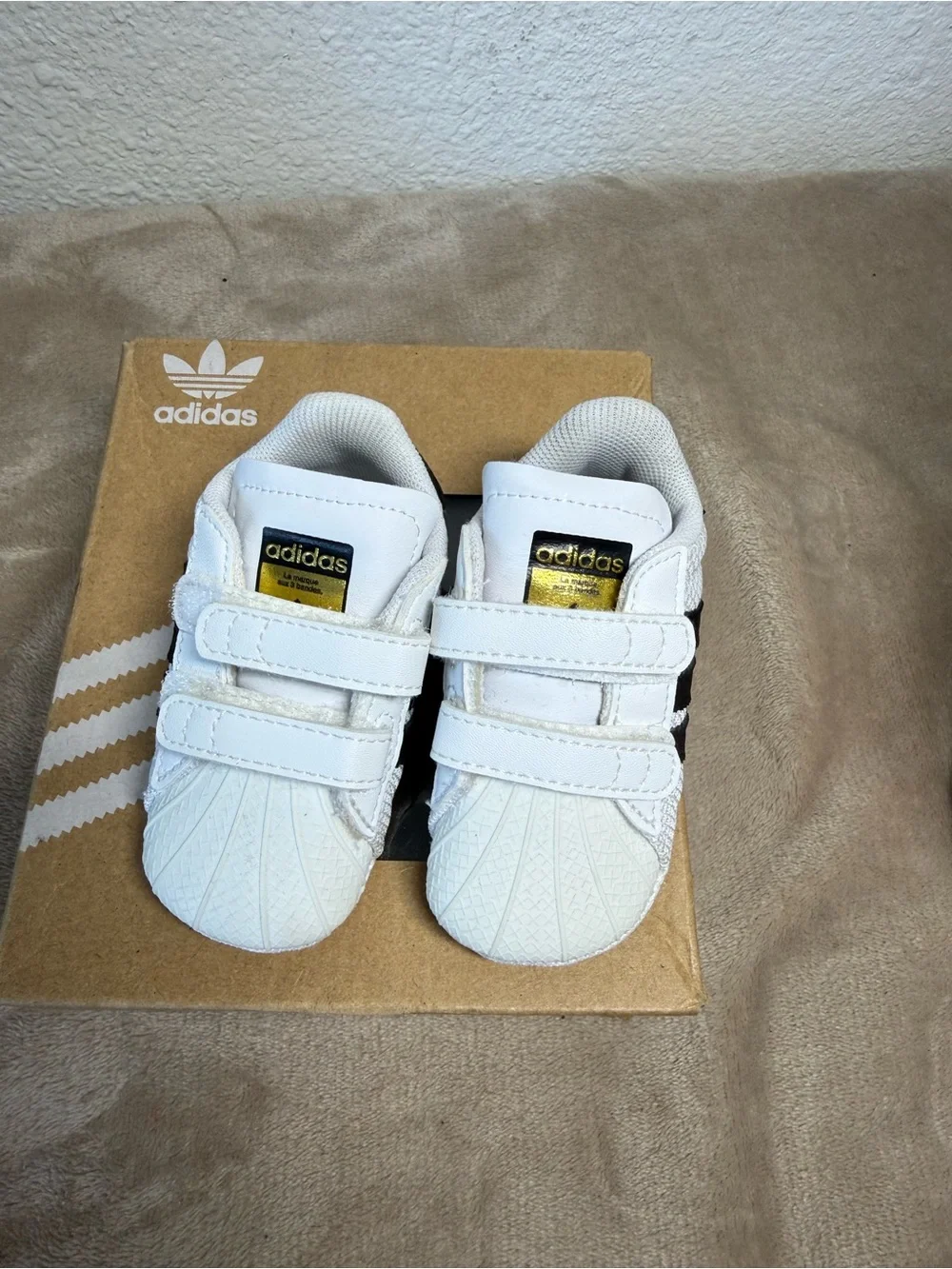 adidas infant sneakers